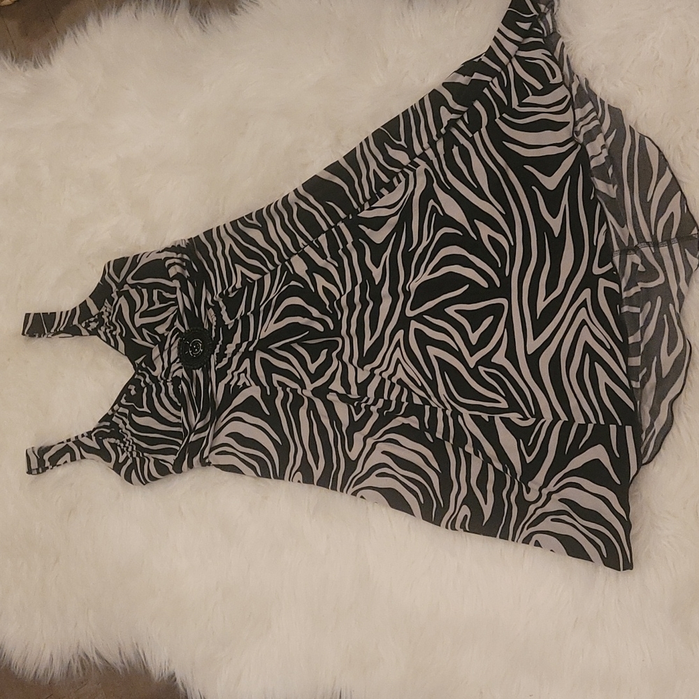 En Focus Black/Gray Print Dress Size 10